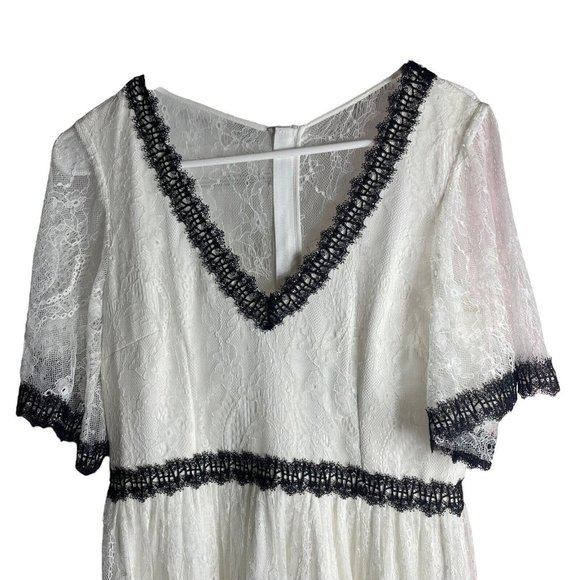 Wolf And Badger Nissa Dress EU 40 US 8 White Black Lace V Neck MIDI Short Sleeve - Picture 3 of 11